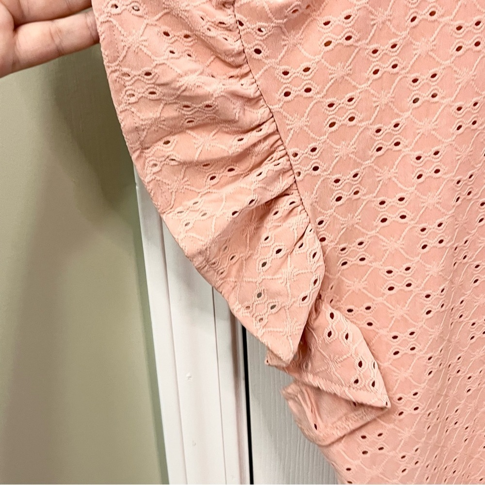 LC Lauren Conrad Pink Ruffle Sleeve Eyelet Top Women’s Size XL - Picture 6 of 8